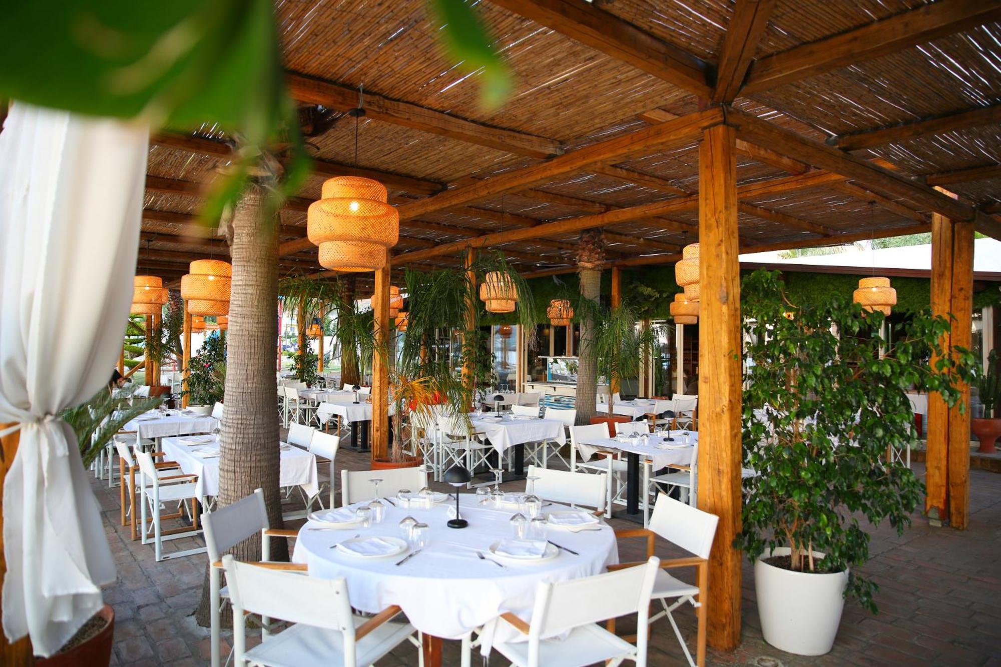 Oricon Coast Luxury Resort Orikum Esterno foto